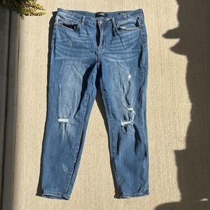 Judy Blue Distressed Skinny Jeans - Classic Blue